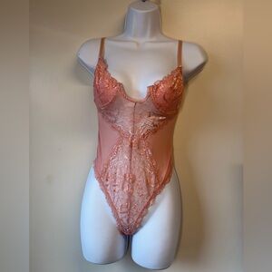 Elegant Lace Bodysuit in Peach